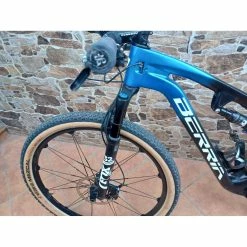 Vélo Hollandais Autre Marque - M (53-55) -Porte-vélos et Barres de Toit Soldes bicicleta mtb verria mako 5 3
