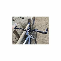 Vélo Tout Chemins Autre Marque -Porte-vélos et Barres de Toit Soldes bicileta marca finna road racer 1x9 flat bar 4