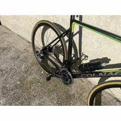 Vélo De Course Colnago - 56 - 28" 10 Vélo De Course Colnago - 56 - 28" -Porte-vélos et Barres de Toit Soldes colnago v3rs 2