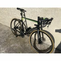 Vélo De Course Colnago - 56 - 28" 13 Vélo De Course Colnago - 56 - 28" -Porte-vélos et Barres de Toit Soldes colnago v3rs 5