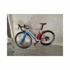 Vélo De Course Cube - 52 - 700c -Porte-vélos et Barres de Toit Soldes cube c68x 2
