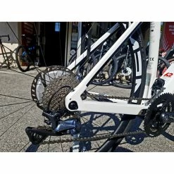 Vélo De Route électrique Cube - 56 - 700c 12 Vélo De Route électrique Cube - 56 - 700c -Porte-vélos et Barres de Toit Soldes cube hybrid agree carbone 56 moteur fazua 250w 4