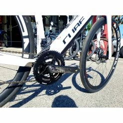 Vélo De Route électrique Cube - 56 - 700c 13 Vélo De Route électrique Cube - 56 - 700c -Porte-vélos et Barres de Toit Soldes cube hybrid agree carbone 56 moteur fazua 250w 5