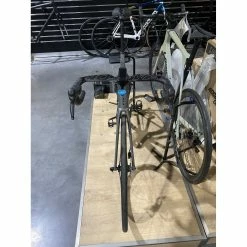 Vélo De Course Focus - 56 - 28" -Porte-vélos et Barres de Toit Soldes focus izalco max 9 7 2020 2