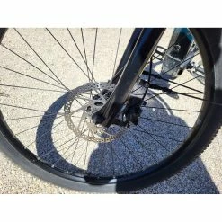 Vélo De Route électrique Lapierre - 54 - 26" -Porte-vélos et Barres de Toit Soldes lapierre overvolt explorer 600 plus 4