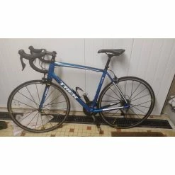 Vélo De Course Trek - 56 - 700c -Porte-vélos et Barres de Toit Soldes madone 2 3 3