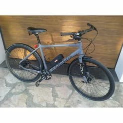 Vélo Urbain Focus -Porte-vélos et Barres de Toit Soldes roues 3