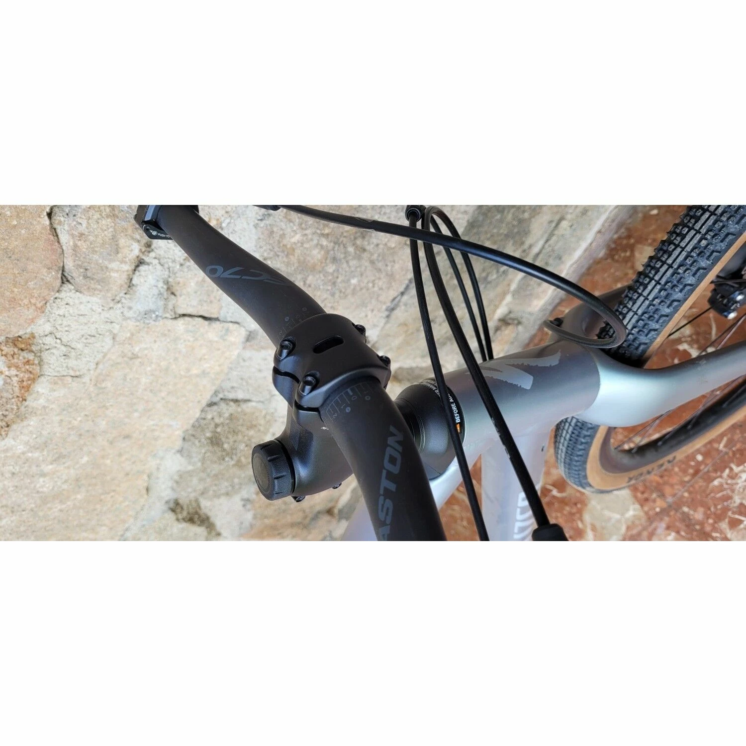 Vélo De Gravel Specialized - 52 - 700c 4 Vélo De Gravel Specialized - 52 - 700c – Image 2